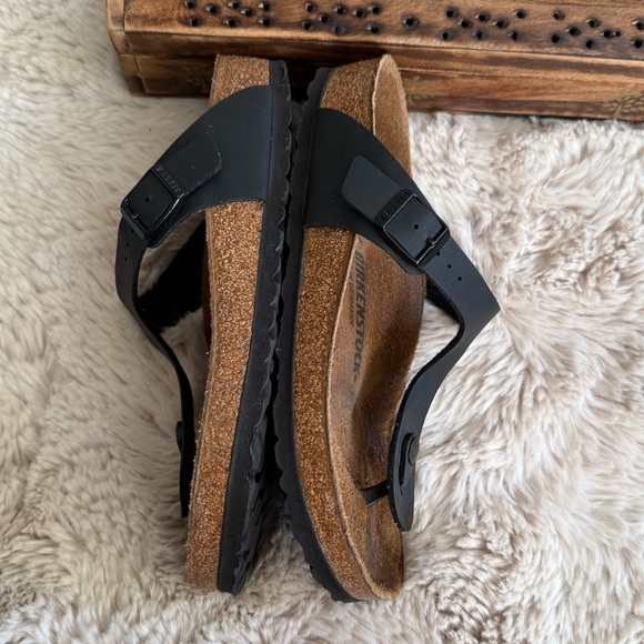 Birkenstock Black Matte  Gizeh Sandals EUR 38 US 7 - Picture 4 of 15